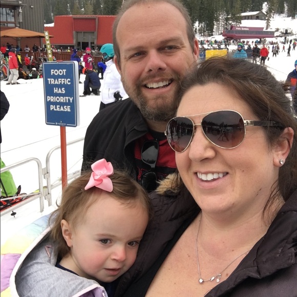 Meet your Posher, Erin - Picture 1 of 1